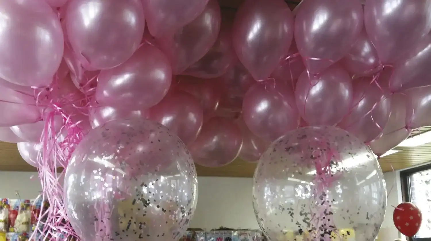 helium ballonnen rose met grote balon eronder